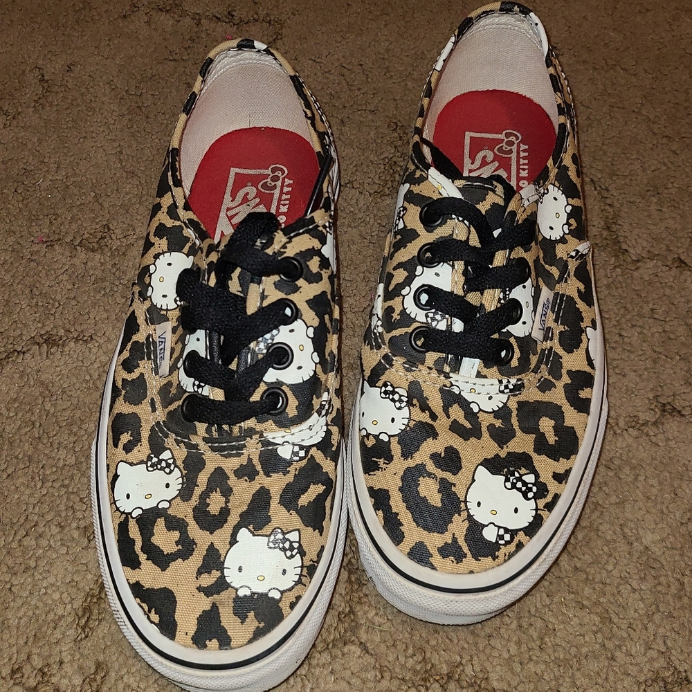 Hello Kitty Vans